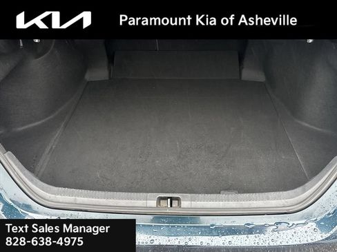 Used 2020 Toyota Camry XSE FWD image 6