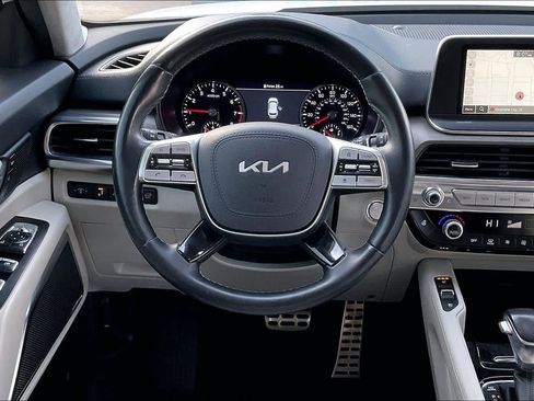 Used 2022 Kia Telluride SX w/ SX Prestige Package AWD/4WD image 7