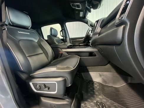 Used 2024 RAM 1500 Laramie image 27