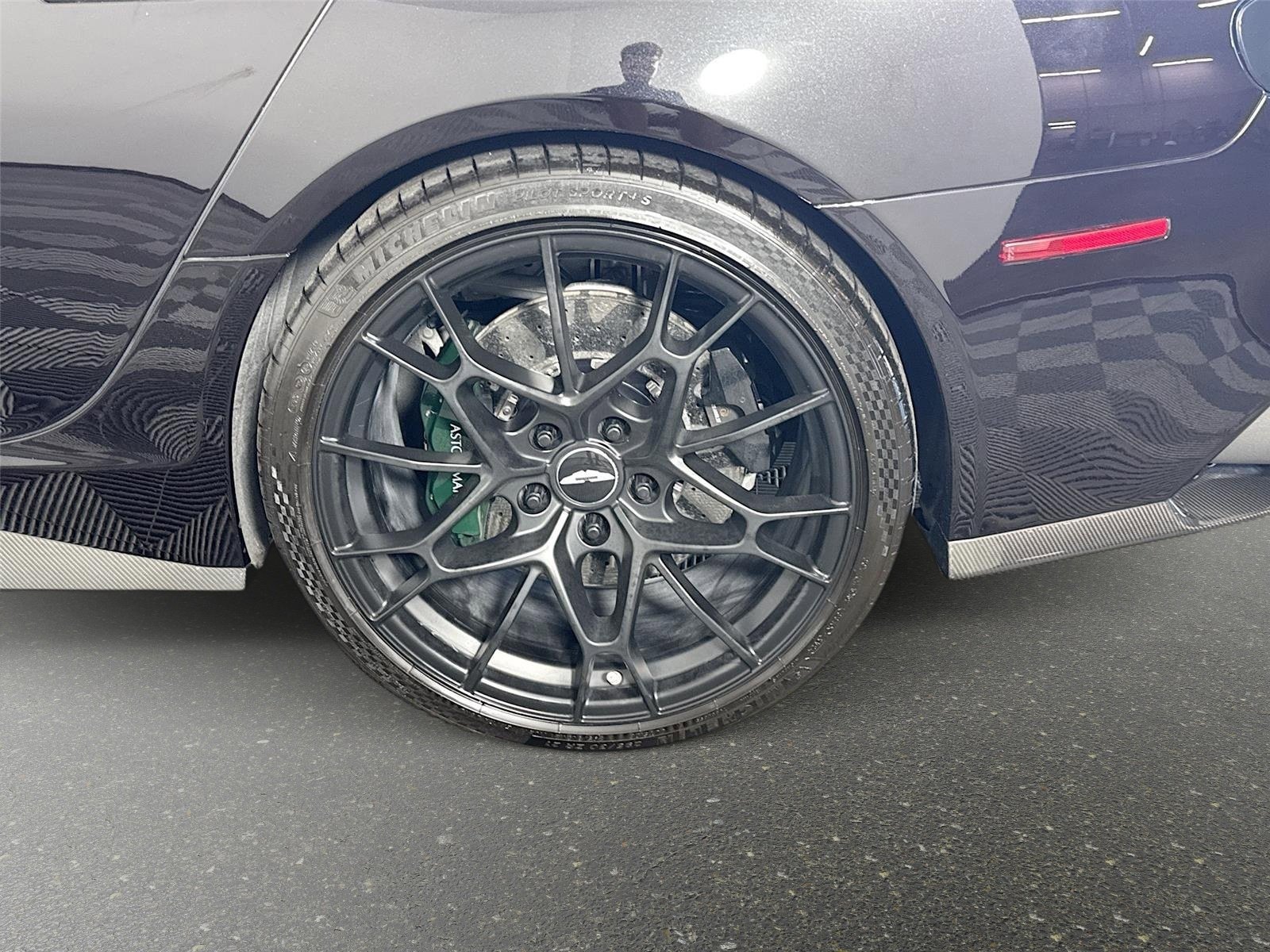 Used 2019 Aston Martin Rapide AMR RWD image 31