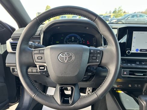 Certified 2025 Toyota Camry SE image 22