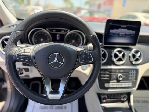 Used 2020 Mercedes-Benz GLA 250 image 56