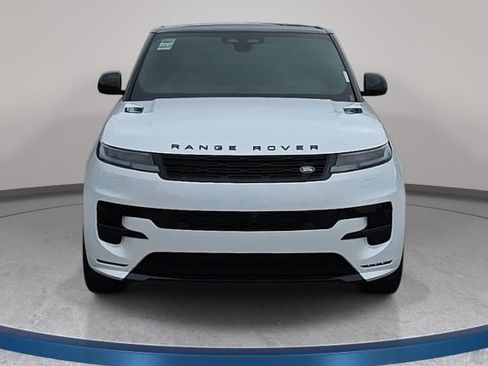 Used 2026 Land Rover Range Rover Sport Dynamic SE AWD/4WD image 2