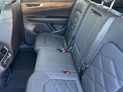 New 2026 Volkswagen Atlas SE AWD/4WD image 10