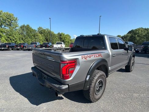Used 2025 Ford F150 Raptor AWD/4WD image 17