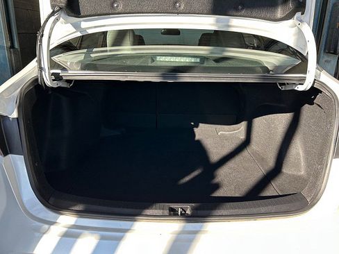 Used 2023 Toyota Corolla SE image 29