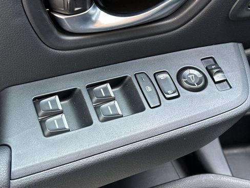 Certified 2023 Honda Pilot EX-L image 11