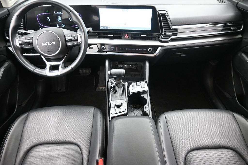 Used 2024 Kia Sportage EX AWD/4WD image 15