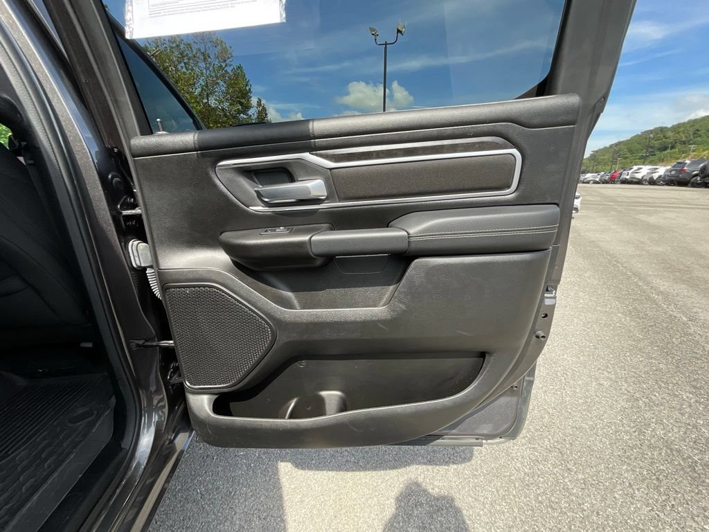 Used 2023 RAM 1500 Big Horn AWD/4WD image 23
