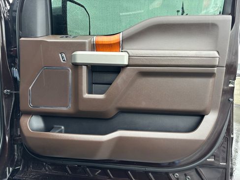 Used 2018 Ford F150 King Ranch w/ Equipment Group 601A Luxury image 27