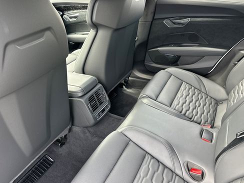 New 2026 Audi RS e-tron GT performance AWD/4WD image 11