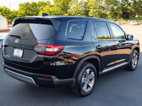 Used 2025 Honda Pilot EX-L image 14