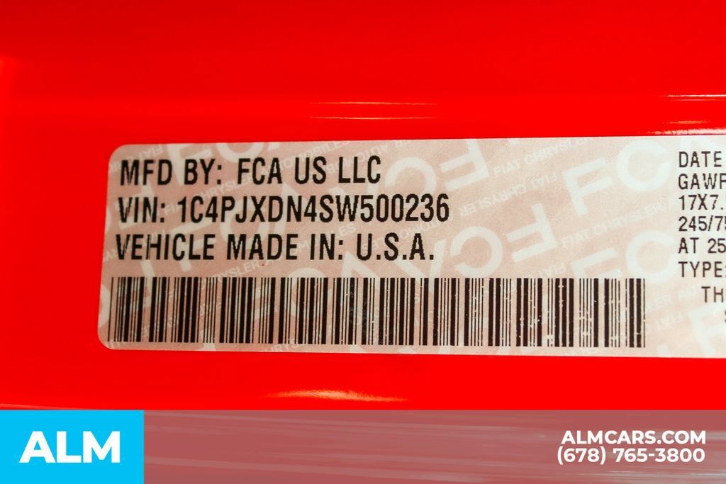 Used 2025 Jeep Wrangler Unlimited Sport AWD/4WD image 38