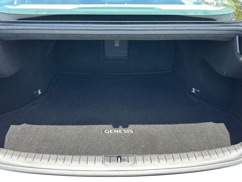 Used 2019 Genesis G80 3.8 RWD image 10
