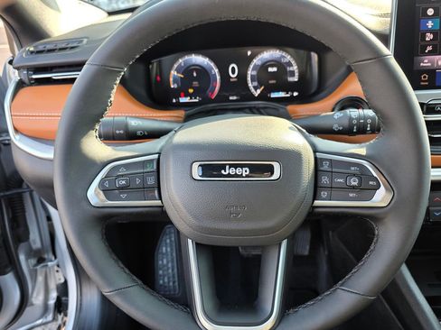 Used 2024 Jeep Compass Limited w/ Elite Group AWD/4WD image 16