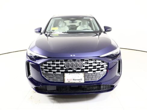 New 2025 Audi Q5 Premium Plus image 10