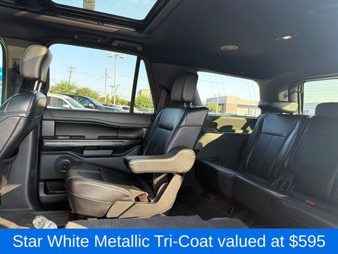 Used 2020 Ford Expedition XLT w/ Equipment Group 202A RWD image 8