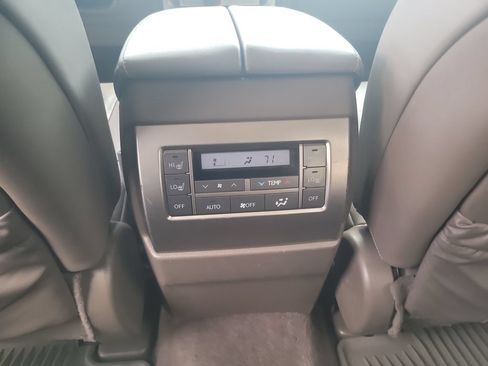 Used 2019 Lexus GX 460 Premium AWD/4WD image 12