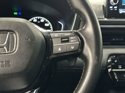 Certified 2023 Honda Pilot Touring image 18