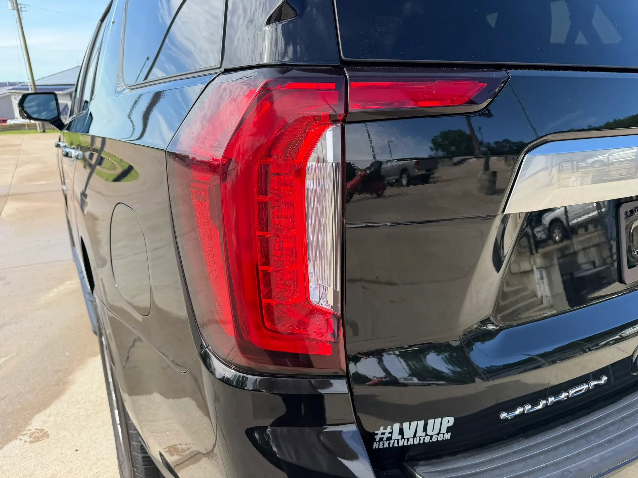 Used 2021 GMC Yukon Denali AWD/4WD image 69