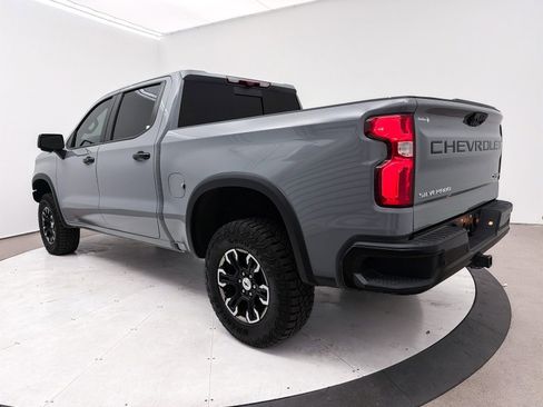 Used 2025 Chevrolet Silverado 1500 ZR2 w/ Technology Package AWD/4WD image 15