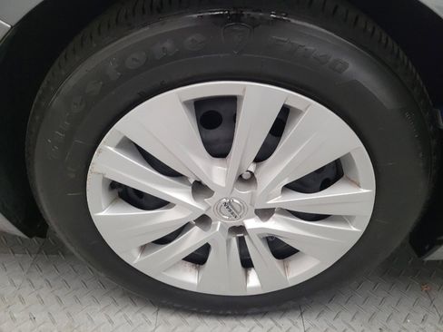 Used 2023 Nissan Sentra S FWD image 31