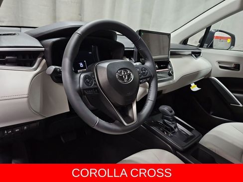 New 2026 Toyota Corolla Cross LE image 12