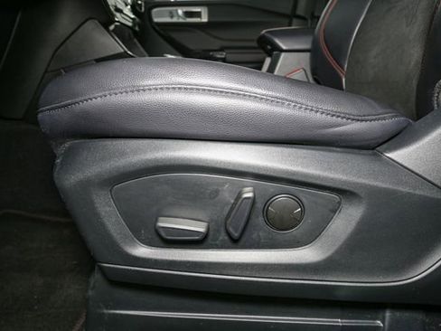 Used 2024 Ford Explorer ST-Line w/ Class IV Trailer Tow Package image 42