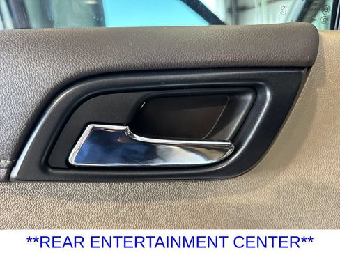 Used 2019 Chevrolet Tahoe Premier AWD/4WD image 34