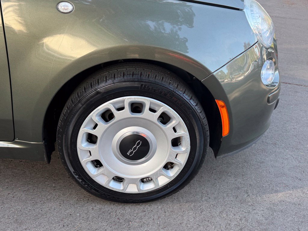Used 2015 FIAT 500 Pop FWD image 3