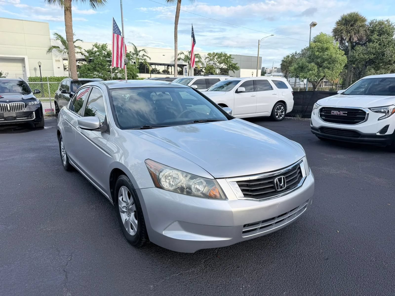 Used 2009 Honda Accord LX-P image 2