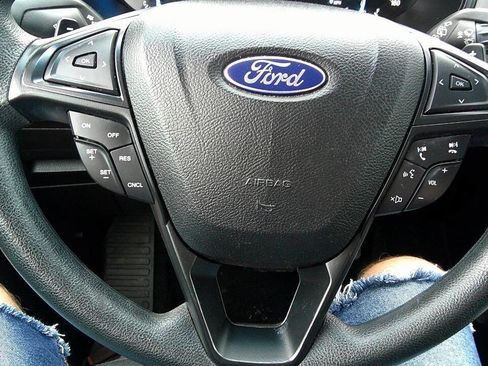 Used 2016 Ford Edge SE AWD/4WD image 28