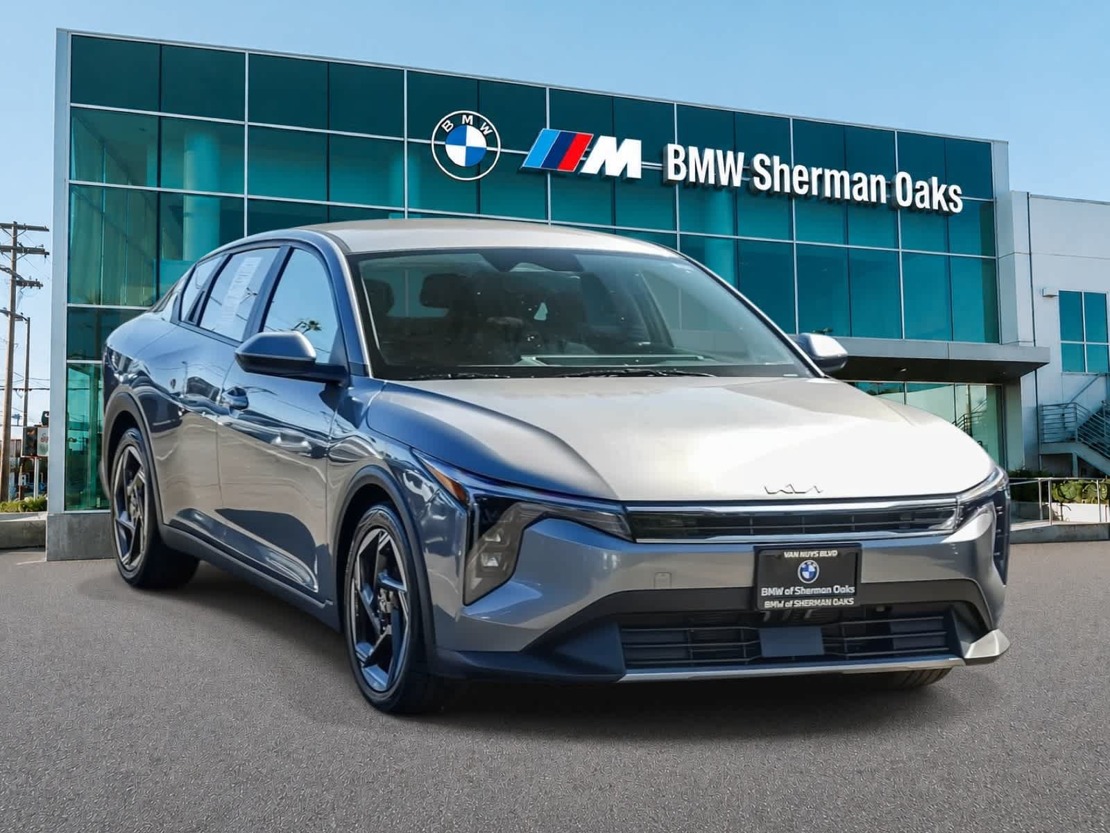 Used 2025 Kia K4 EX FWD image 3