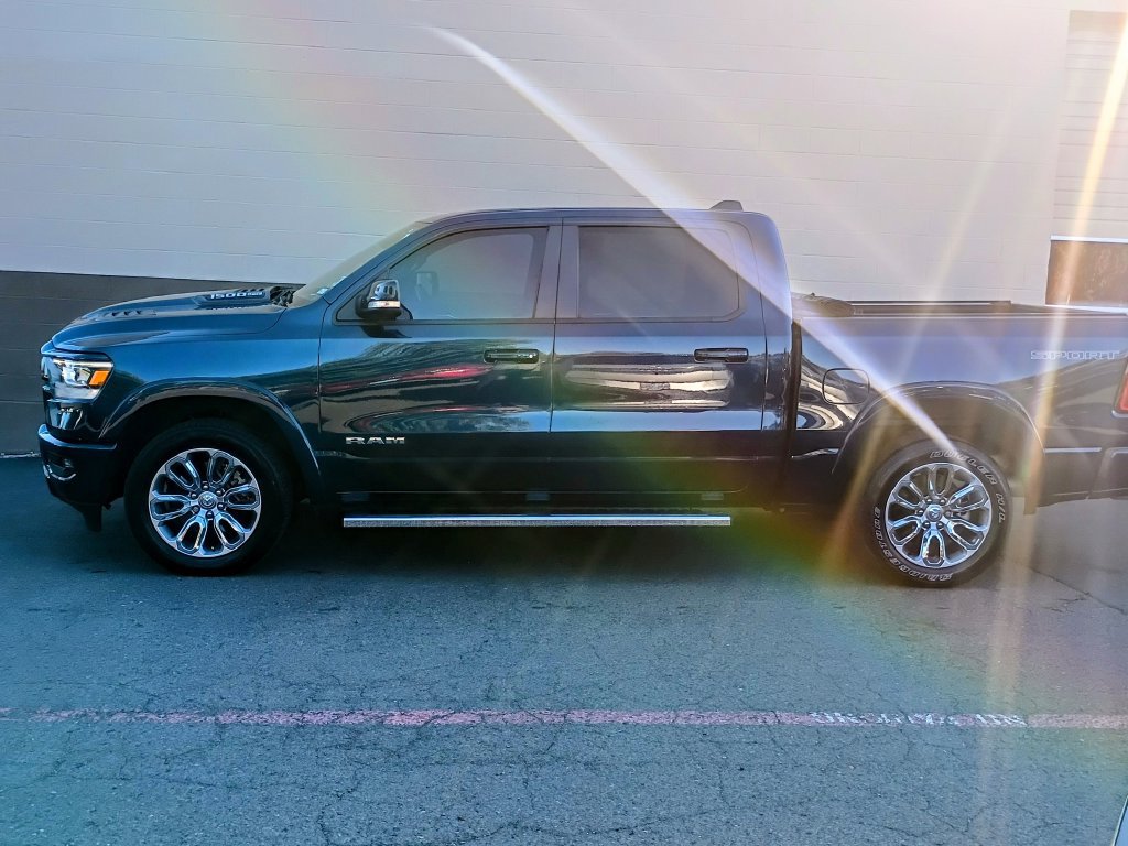 Used 2022 RAM 1500 Laramie w/ Sport Appearance Package AWD/4WD image 9