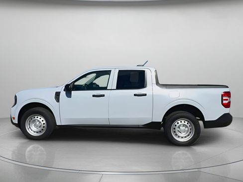 New 2025 Ford Maverick XL FWD image 17