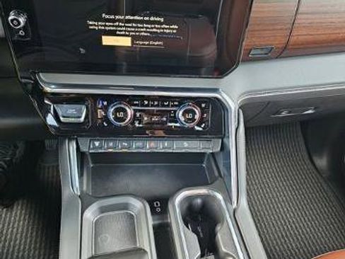 New 2026 GMC Sierra 2500 Denali Ultimate image 35