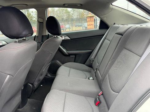 Used 2012 Kia Forte SX image 4