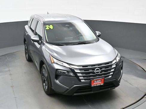 Used 2024 Nissan Rogue SV AWD/4WD image 43
