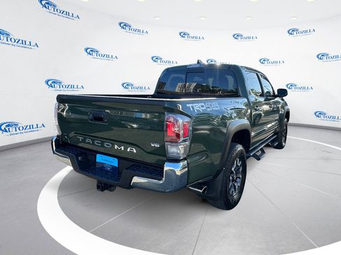 Used 2021 Toyota Tacoma TRD Off-Road AWD/4WD image 5