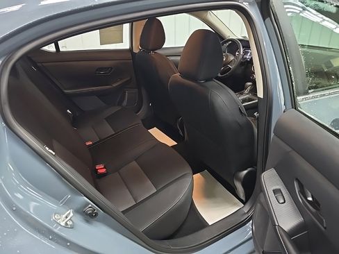 Used 2025 Nissan Sentra SV w/ All-Weather Package image 17