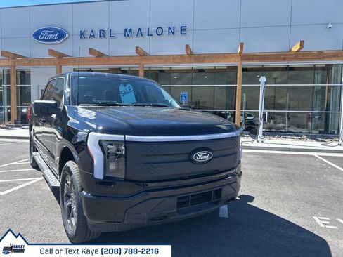 New 2025 Ford F150 Lightning Flash AWD/4WD image 30