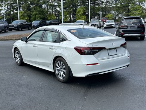 Used 2025 Honda Civic LX image 9