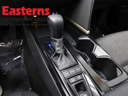 Used 2025 Toyota Camry LE FWD image 13