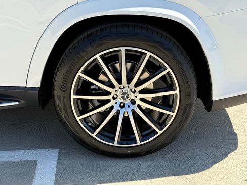New 2026 Mercedes-Benz GLS 450 4MATIC image 14
