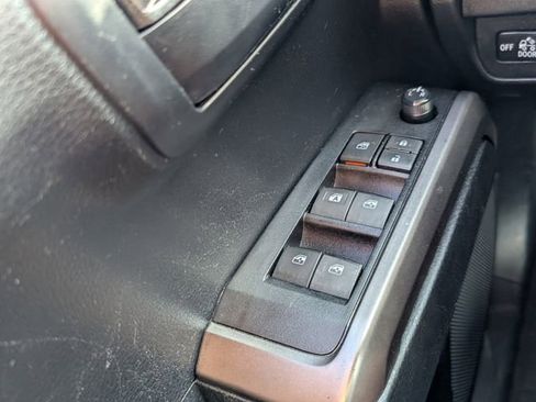 Used 2022 Toyota Tacoma SR5 w/ Technology Package RWD image 31