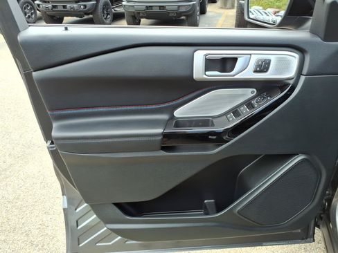 Used 2023 Ford Explorer ST w/ Equipment Group 401A AWD/4WD image 15