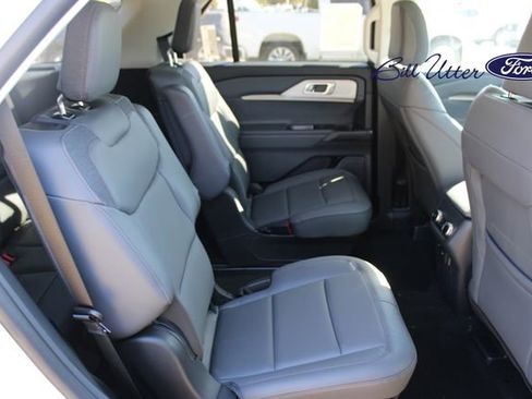 New 2026 Ford Explorer Active w/ Active Comfort Package image 9