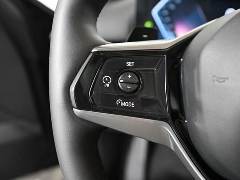 Certified 2025 BMW 530i xDrive w/ Premium Package image 18