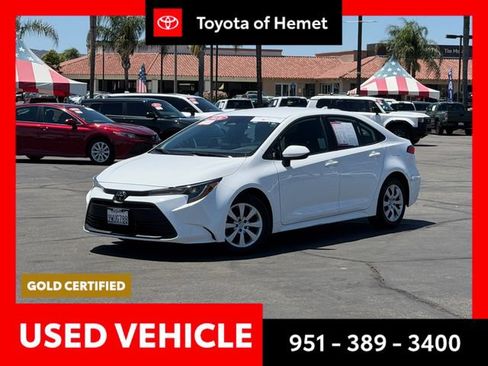 Used 2026 Toyota Corolla LE FWD image 1