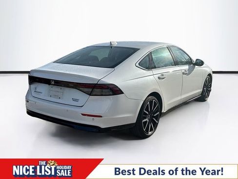 Used 2023 Honda Accord Touring image 7